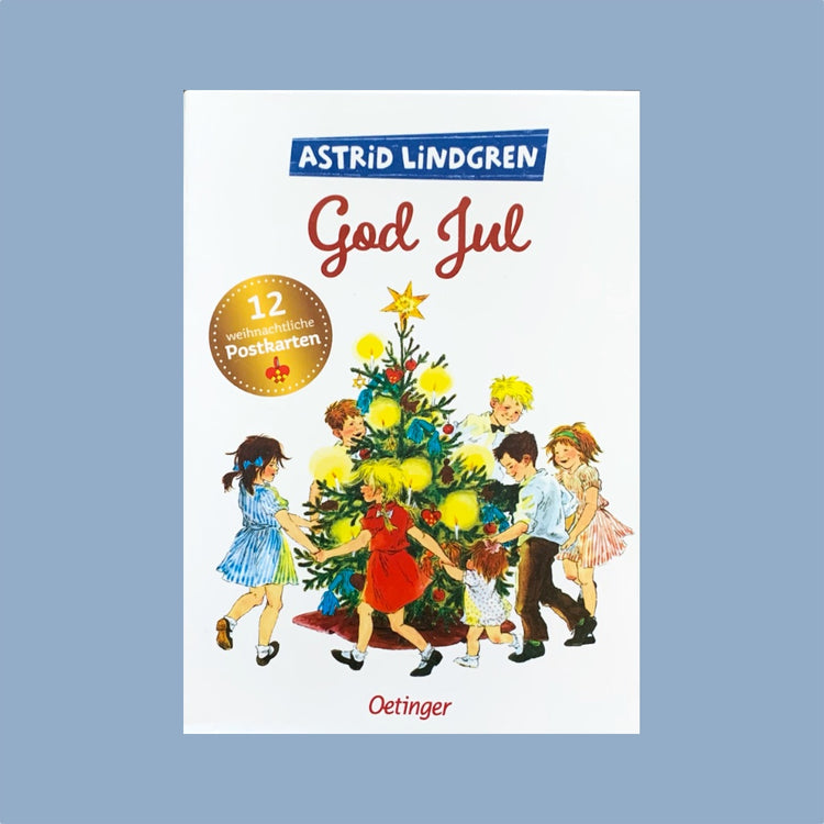 Vorderseite der Verpackung des Postkartensets God Jul mit Astrid Lindgren Geschichten  die Bullerbükinder tanzen hier um den Weihnachtsbaum